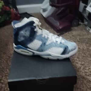 Jordan Kids Blue and White Sneakers